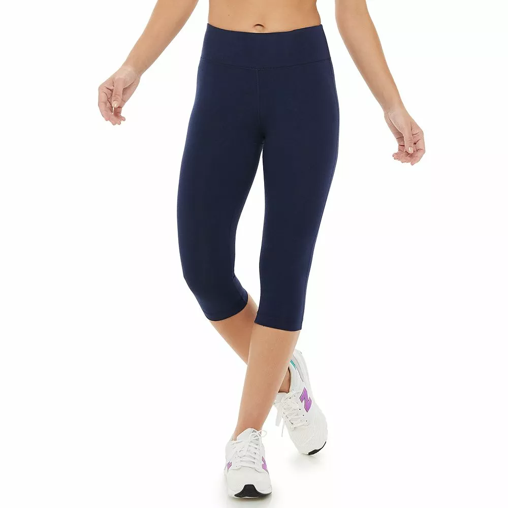 Women's Tek Gear® Essential High-Waisted Skimmer Capri Leggings 2 Women's Tek Gear® Essential High-Waisted Skimmer Capri Leggings - Image 2