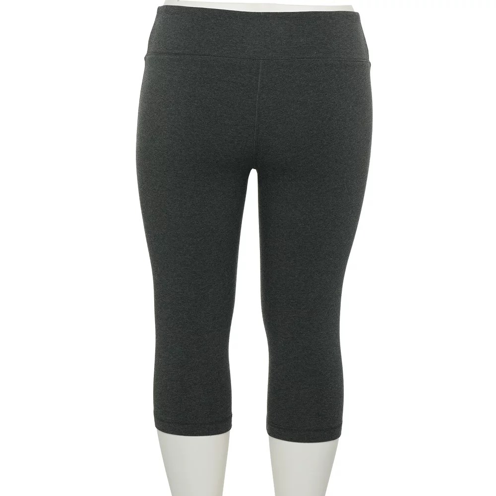 Women's Tek Gear® High-Waisted Skimmer Capri Leggings 4 Women's Tek Gear® High-Waisted Skimmer Capri Leggings - Image 4